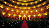 Teatro Colón - Interior del teatro, vista desde el escenario